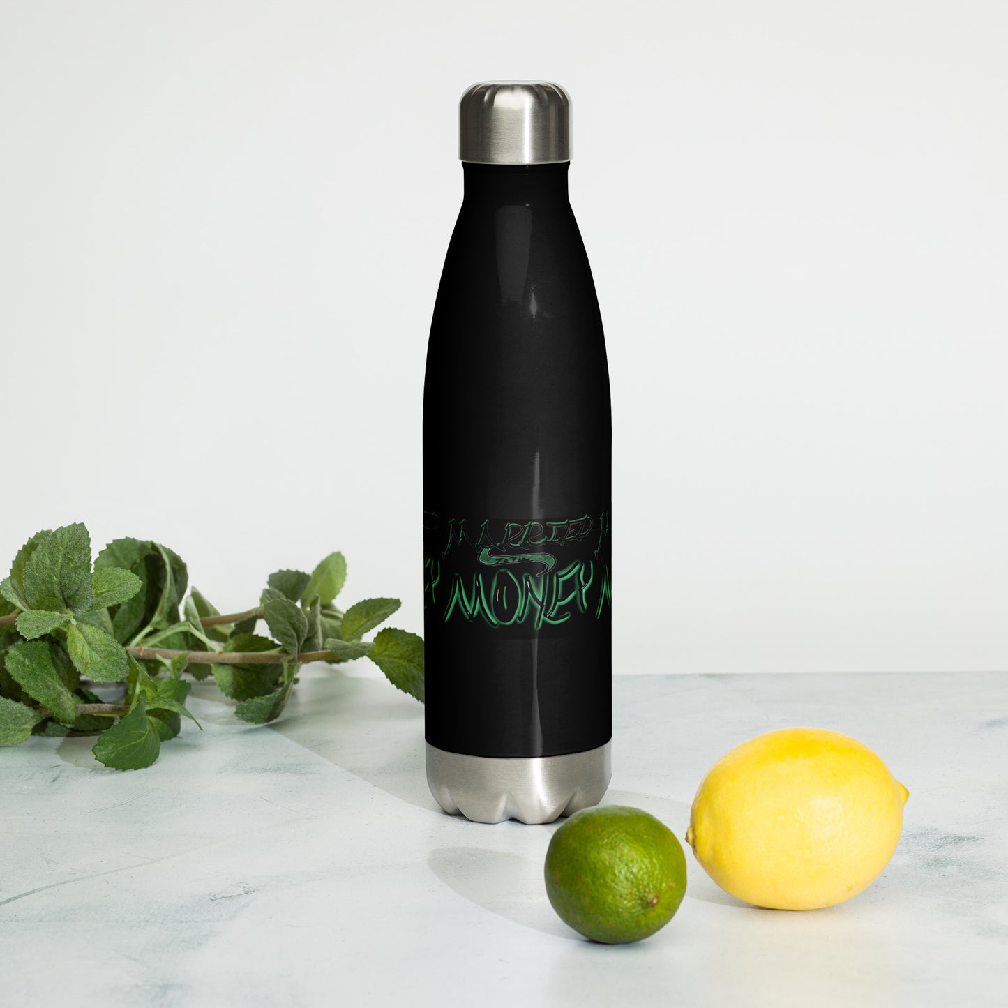 Stainless steel water bottle