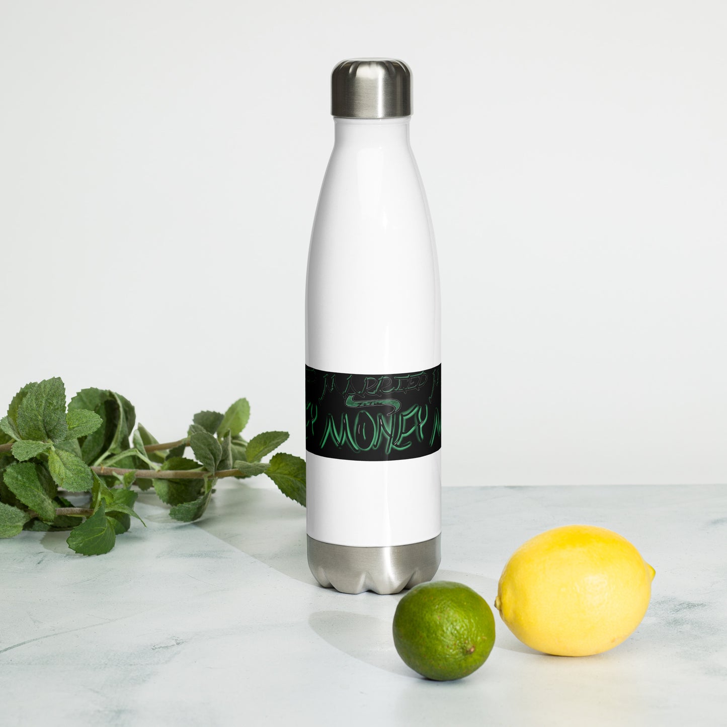 Stainless steel water bottle